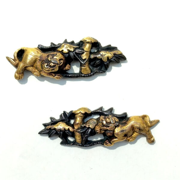 Bamboo and Tiger Design Menuki