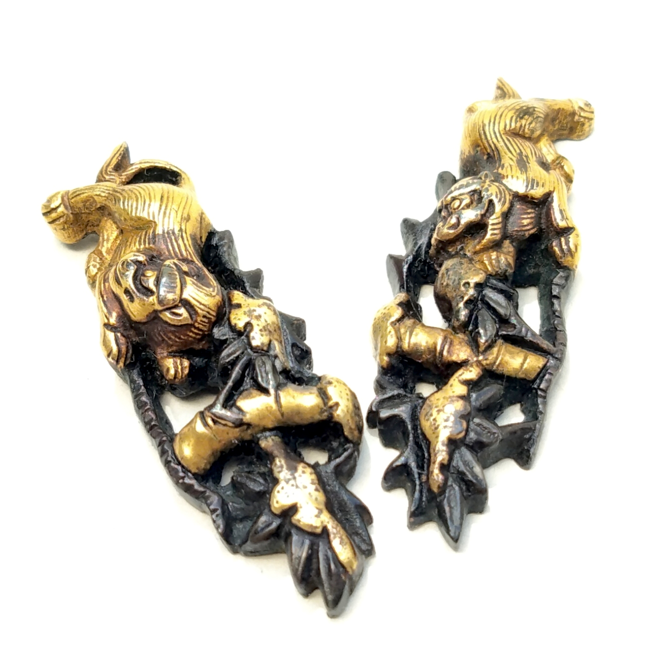 Bamboo and Tiger Design Menuki - Image 4