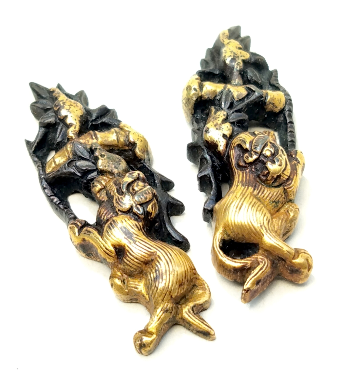 Bamboo and Tiger Design Menuki - Image 5