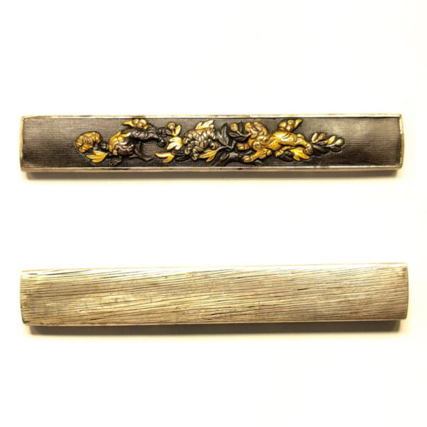 Edo Period Kozuka with Botan Shishi Design